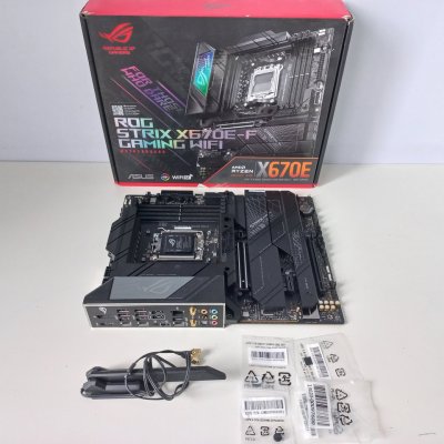 Asus STRIX X670E-F GAMING WIFI Socket AM5